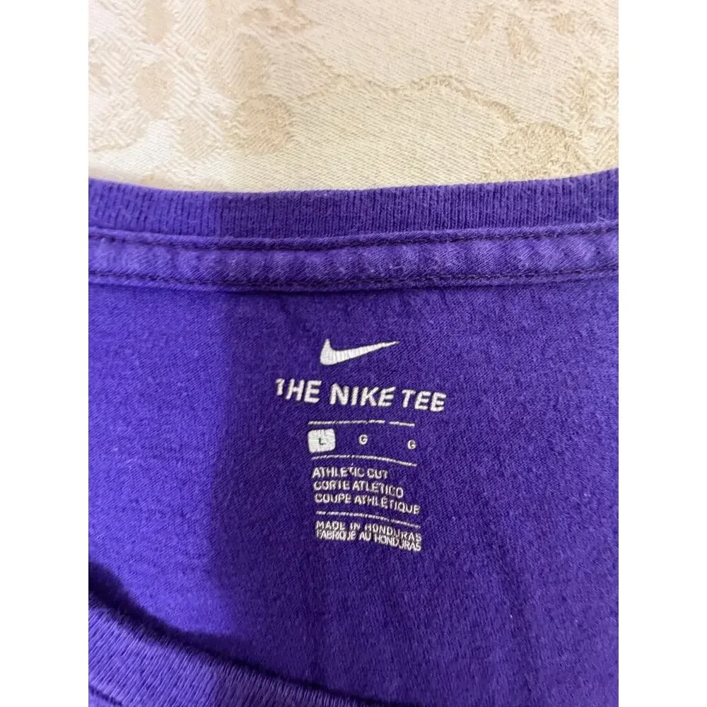 Nike Womens Large Purple Futura Swoosh Graphic T Shirt The Nike Tee Athletic